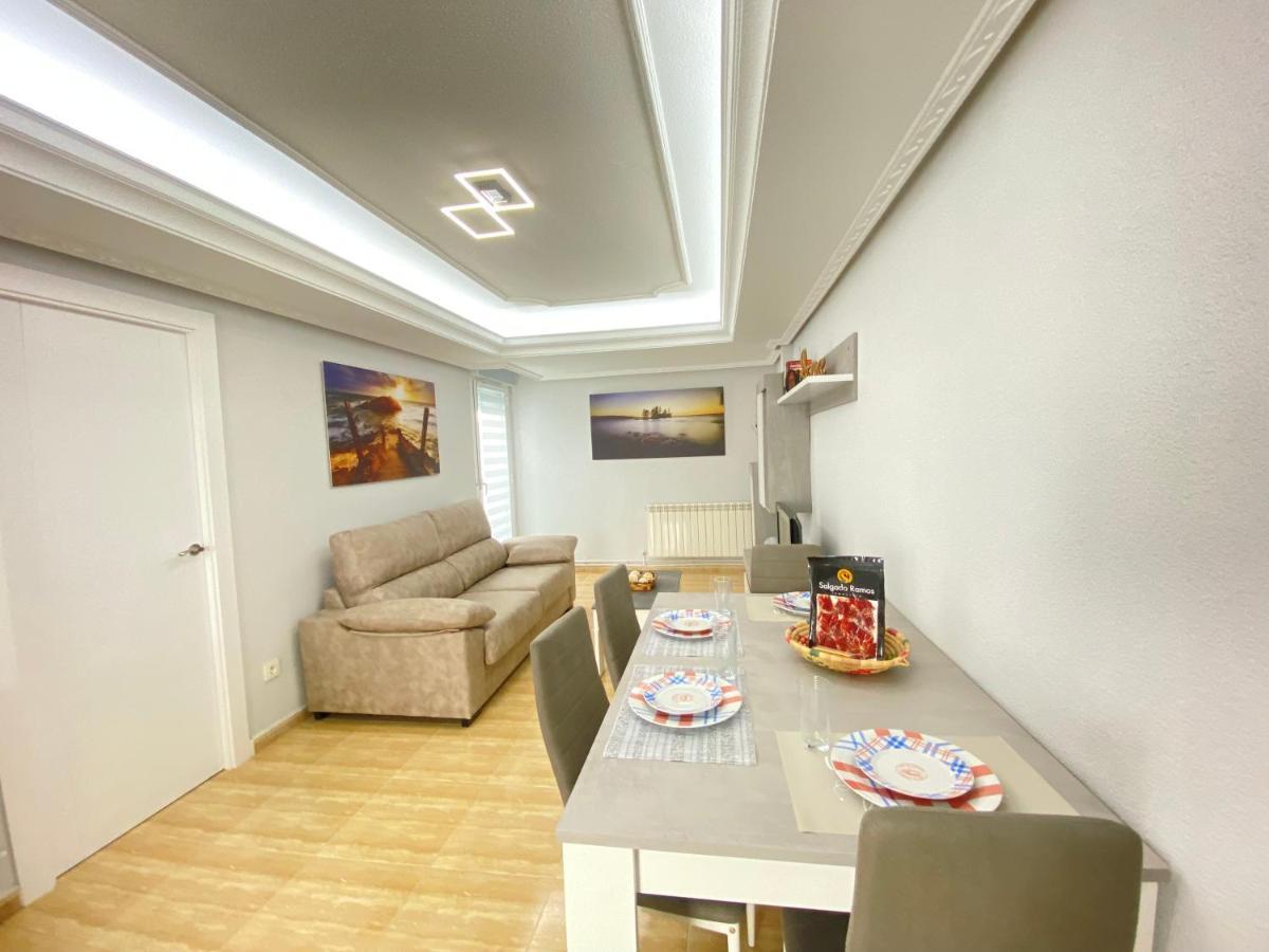 Vivienda En Pleno Centro! Calle Doctrinos 3 Salamanca Luaran gambar