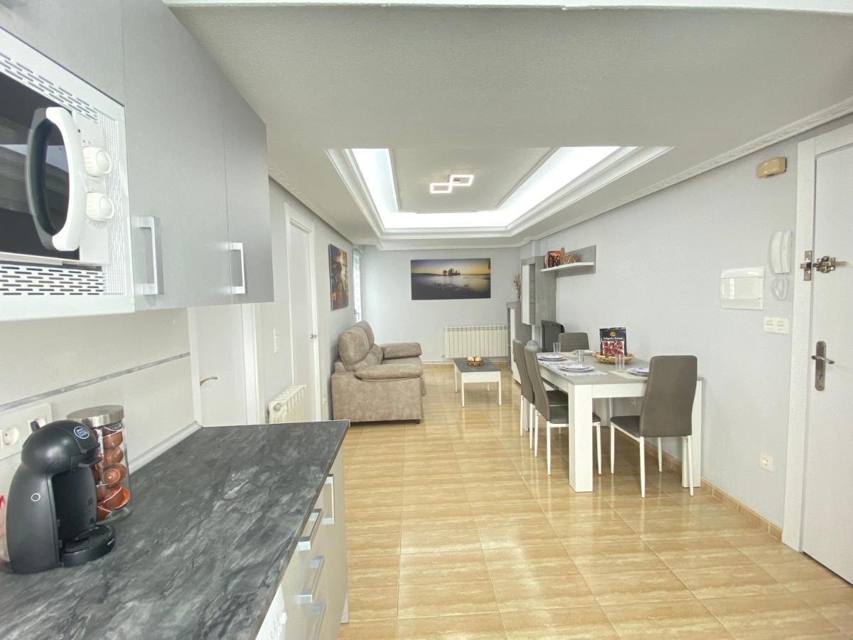 Vivienda En Pleno Centro! Calle Doctrinos 3 Salamanca Luaran gambar