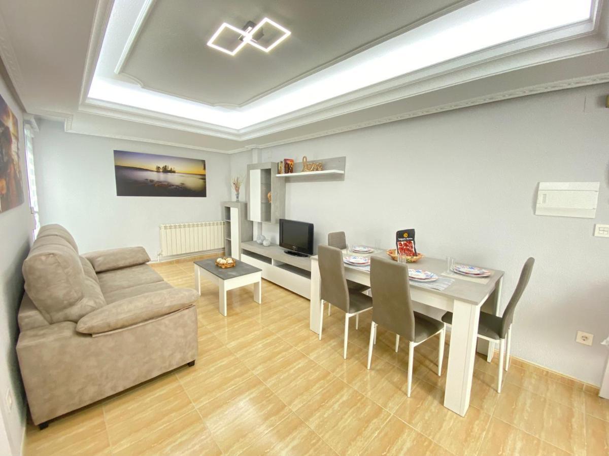 Vivienda En Pleno Centro! Calle Doctrinos 3 Salamanca Luaran gambar